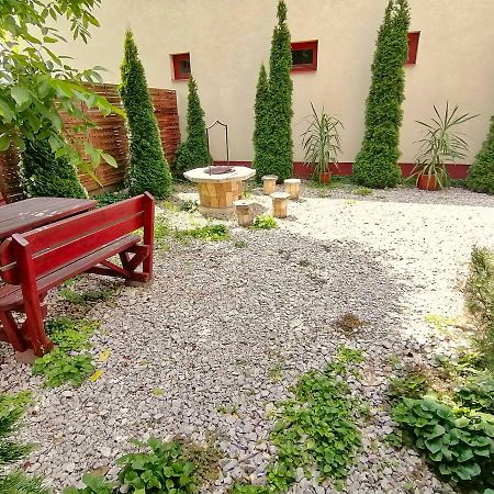 Hajdúszoboszló Villa Aida Apartman מראה חיצוני תמונה