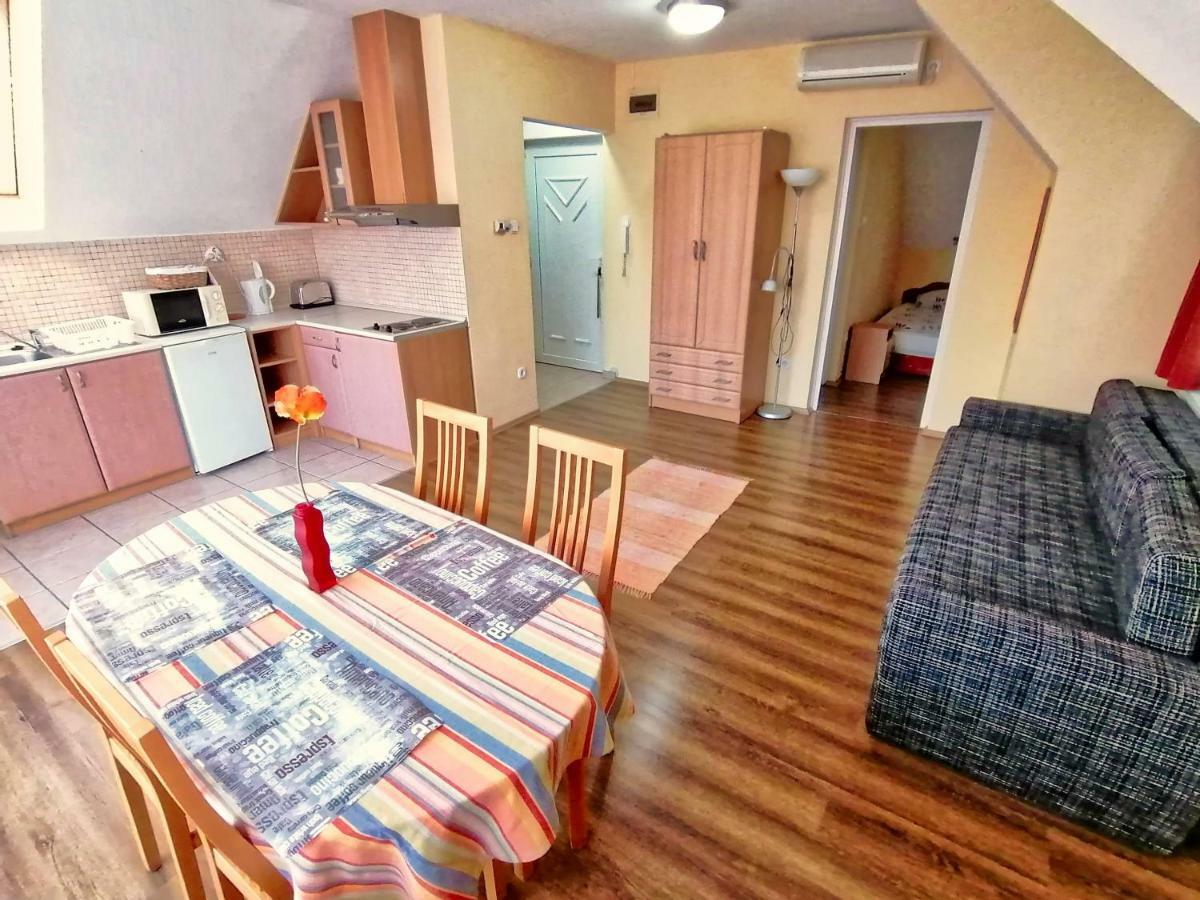 Hajdúszoboszló Villa Aida Apartman מראה חיצוני תמונה