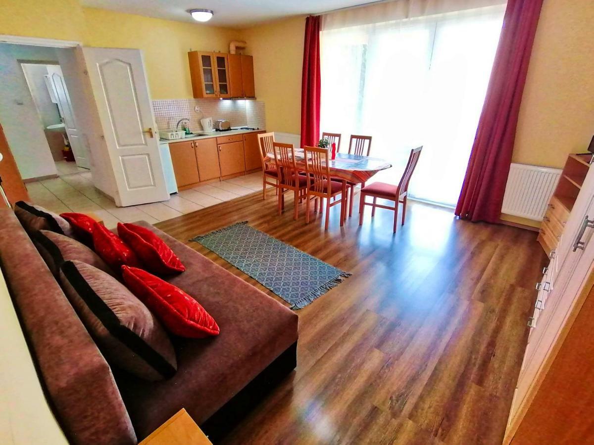 Hajdúszoboszló Villa Aida Apartman מראה חיצוני תמונה